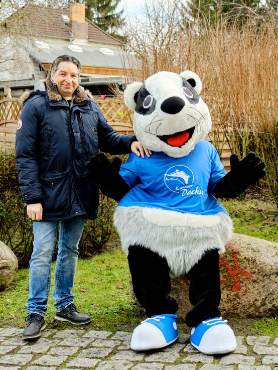 Sogar der Dachs kam auf der Kieztour vorbei: Der Sporttreff „Karower Dachse“ freut sich immer über Zuwachs. Mit seinem digitalen Sportprogramm sorgt er für Abwechslung im Lockdown